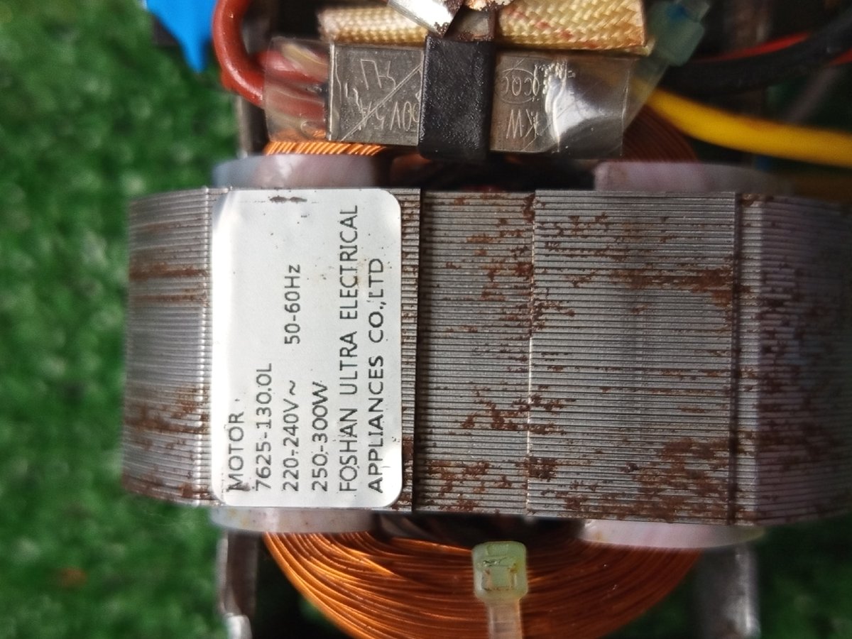 Двигатель 7625-130.0L для мясорубки Polaris PMG 2050 RUS (с разбора)