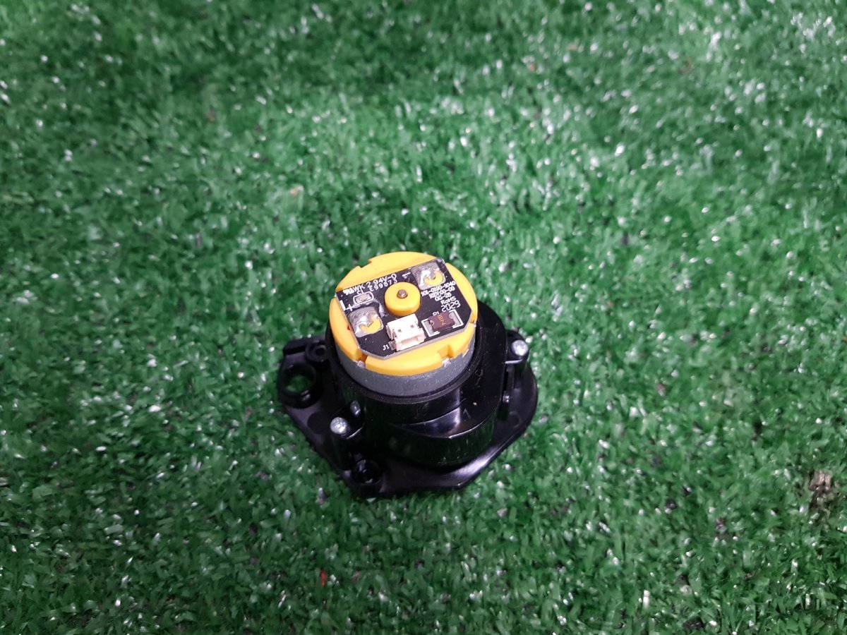 Модуль левой боковой щетки для робота пылесоса Polaris PVCR3600 IQ/ PVCR0726 G2/ PVCR0926 G2/ PVCR1226 G2