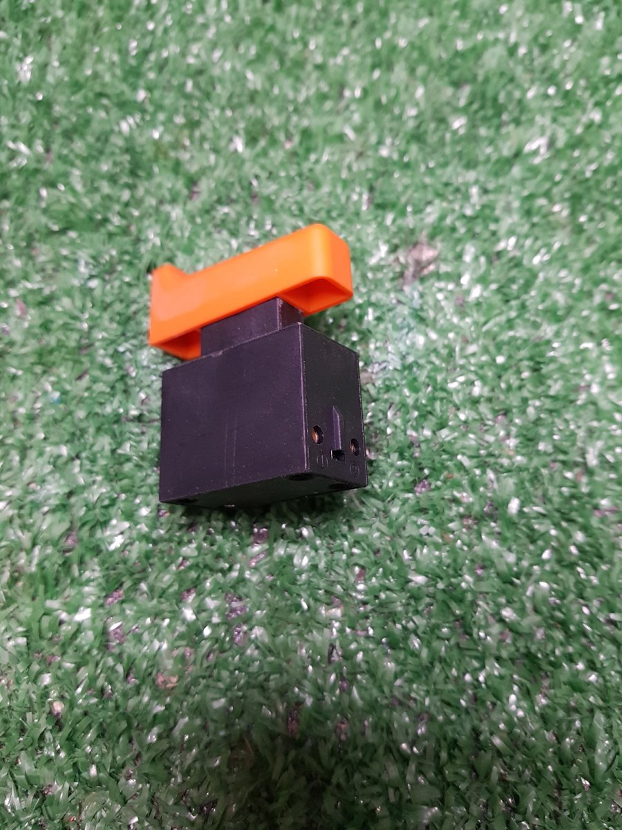 Кнопка включения для УШМ Bort BWS-1405-RR